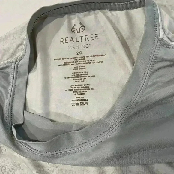 Realtree Wav3 Men's White Gray Short Sleeve Performance Fishing Tee Size 2XL - Picture 5 of 6
